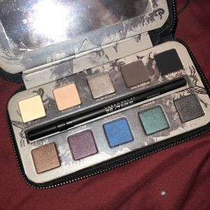 Smoked urban decay palette